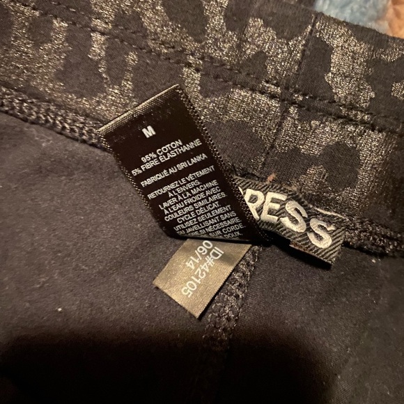 Express Leopard Print Sheen Leggings - Picture 5 of 7